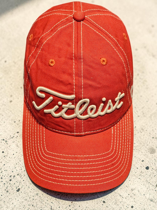 🧢 Titleist Golf Cap – Vintage Style Pro V1 & FootJoy Edition