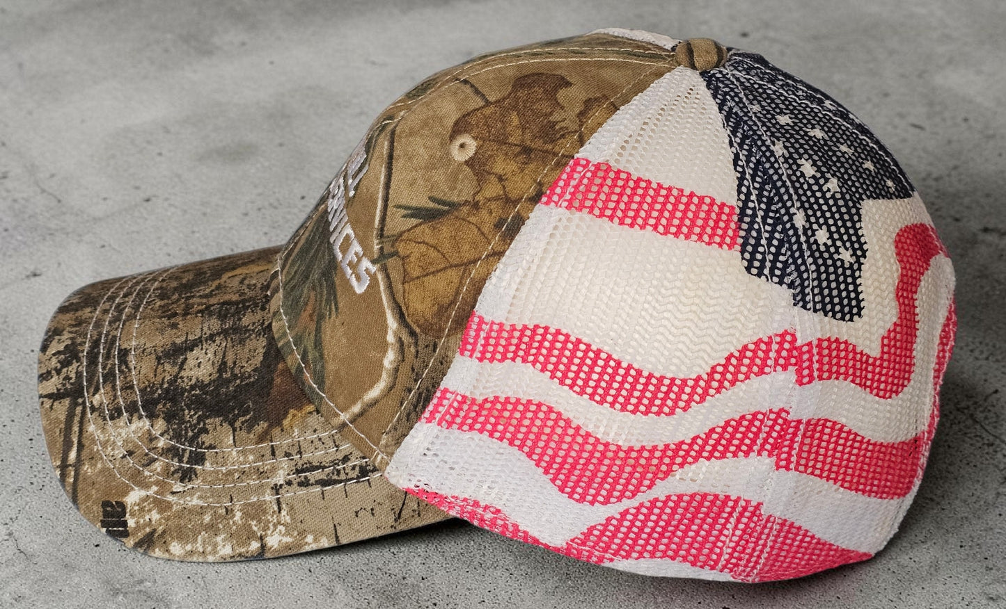 🧢 Vintage Trucker Cap – Camouflage & US-Flaggen-Design🇺🇸