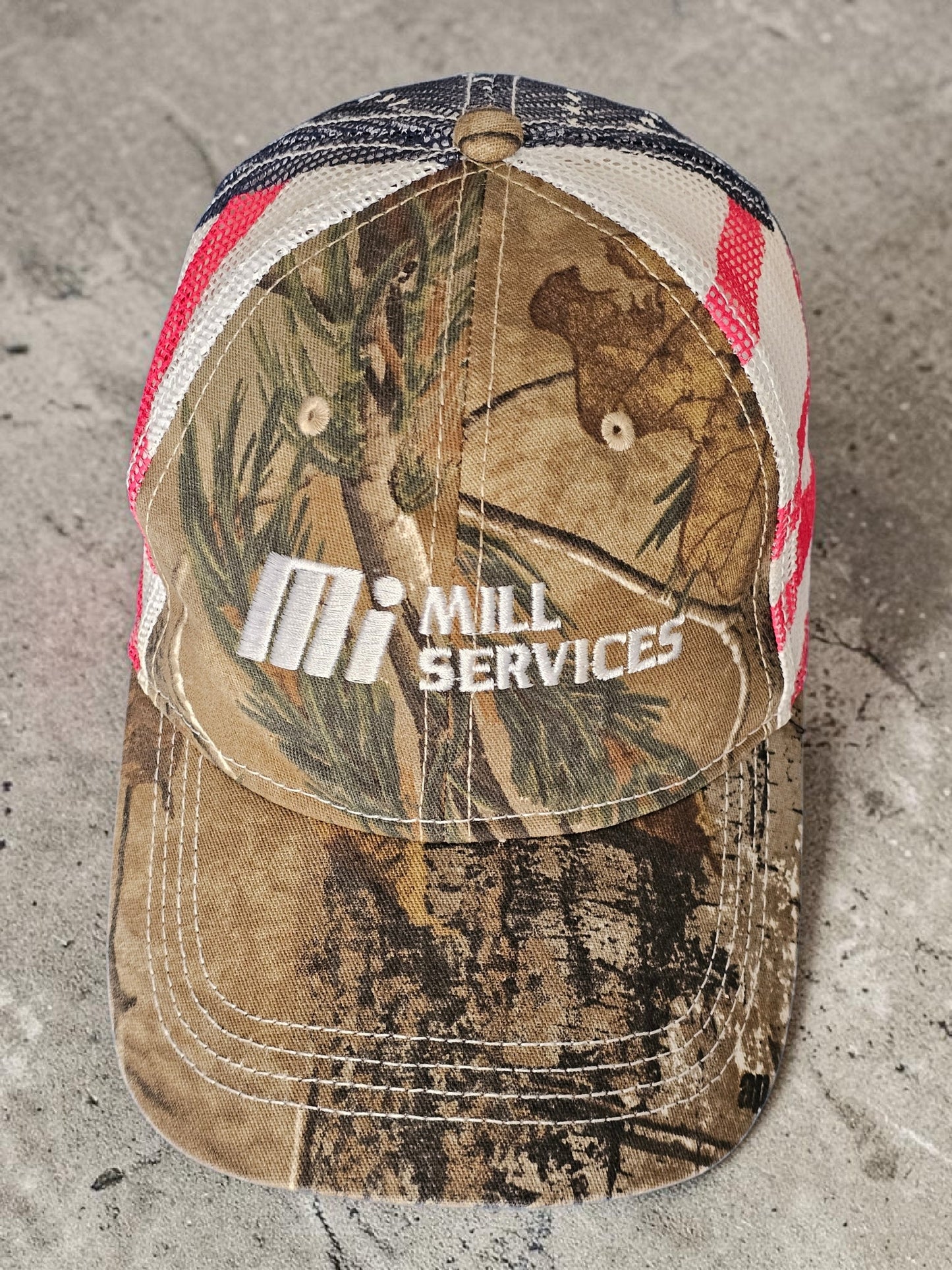 🧢 Vintage Trucker Cap – Camouflage & US-Flaggen-Design🇺🇸