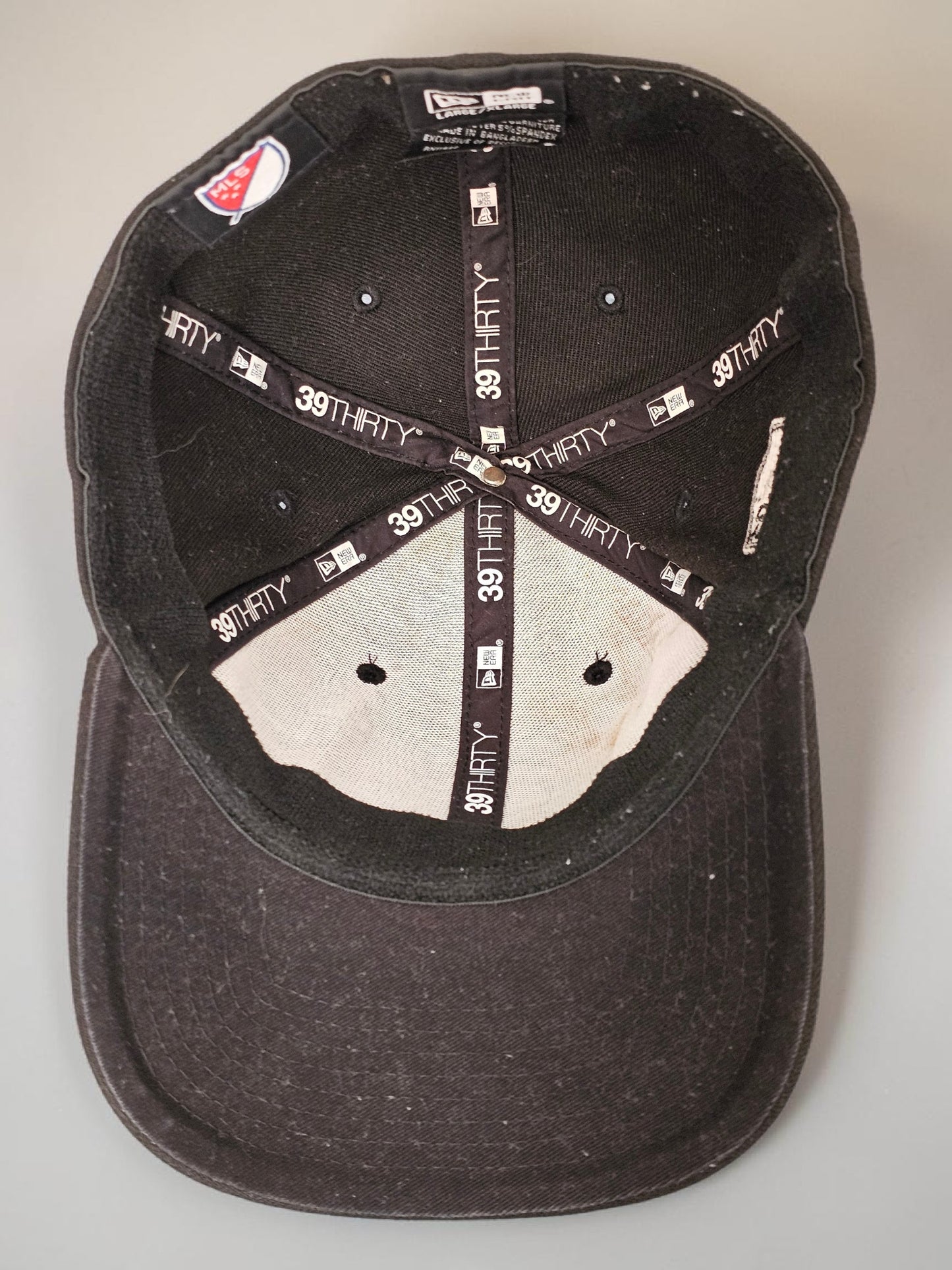 New Era x St. Louis City SC – MLS Pride Edition 39THIRTY Cap 🏳️‍🌈 L/XL