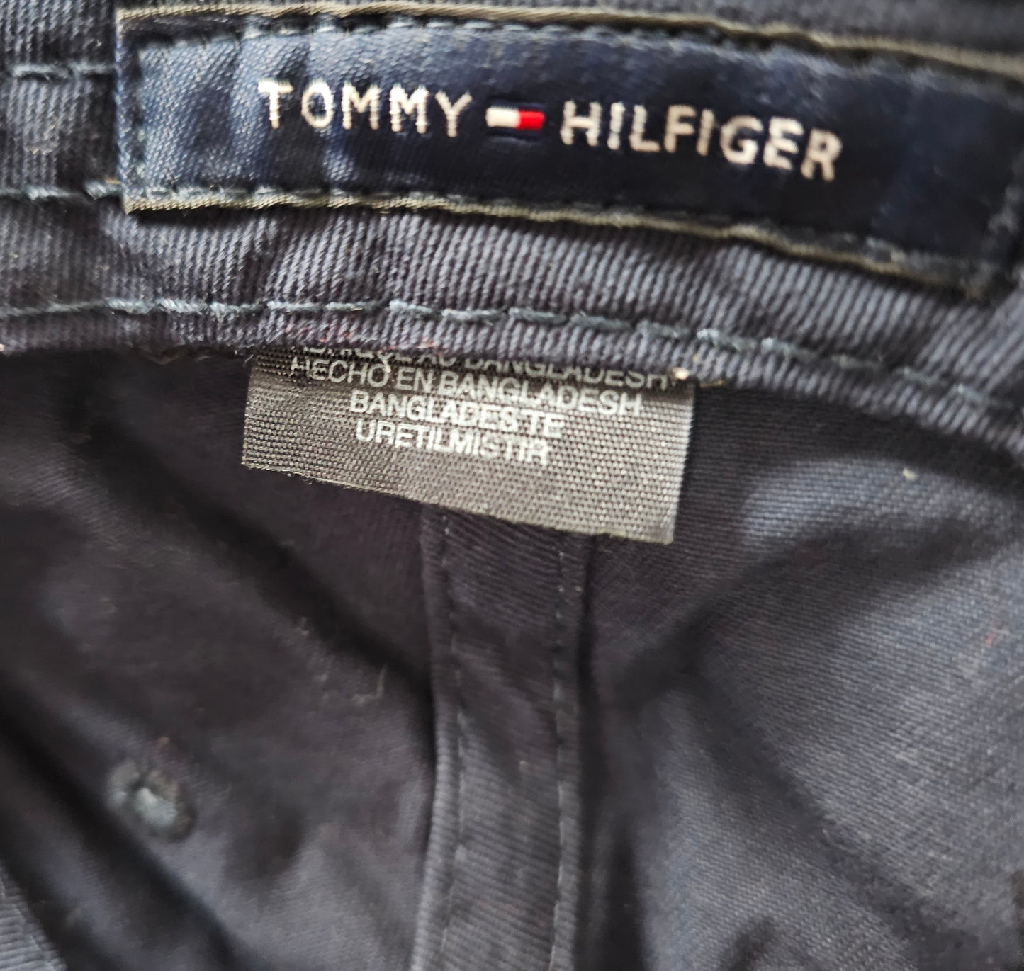 Tommy Hilfiger Vintage Dad Cap – Dunkelblau mit Leder-Strapback – 100% Baumwolle – One Size