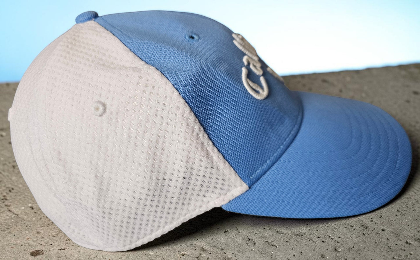 Vintage Callaway Golf Cap – A-Flex S/M – Hellblau & Weiß – Sportliche Mesh Cap
