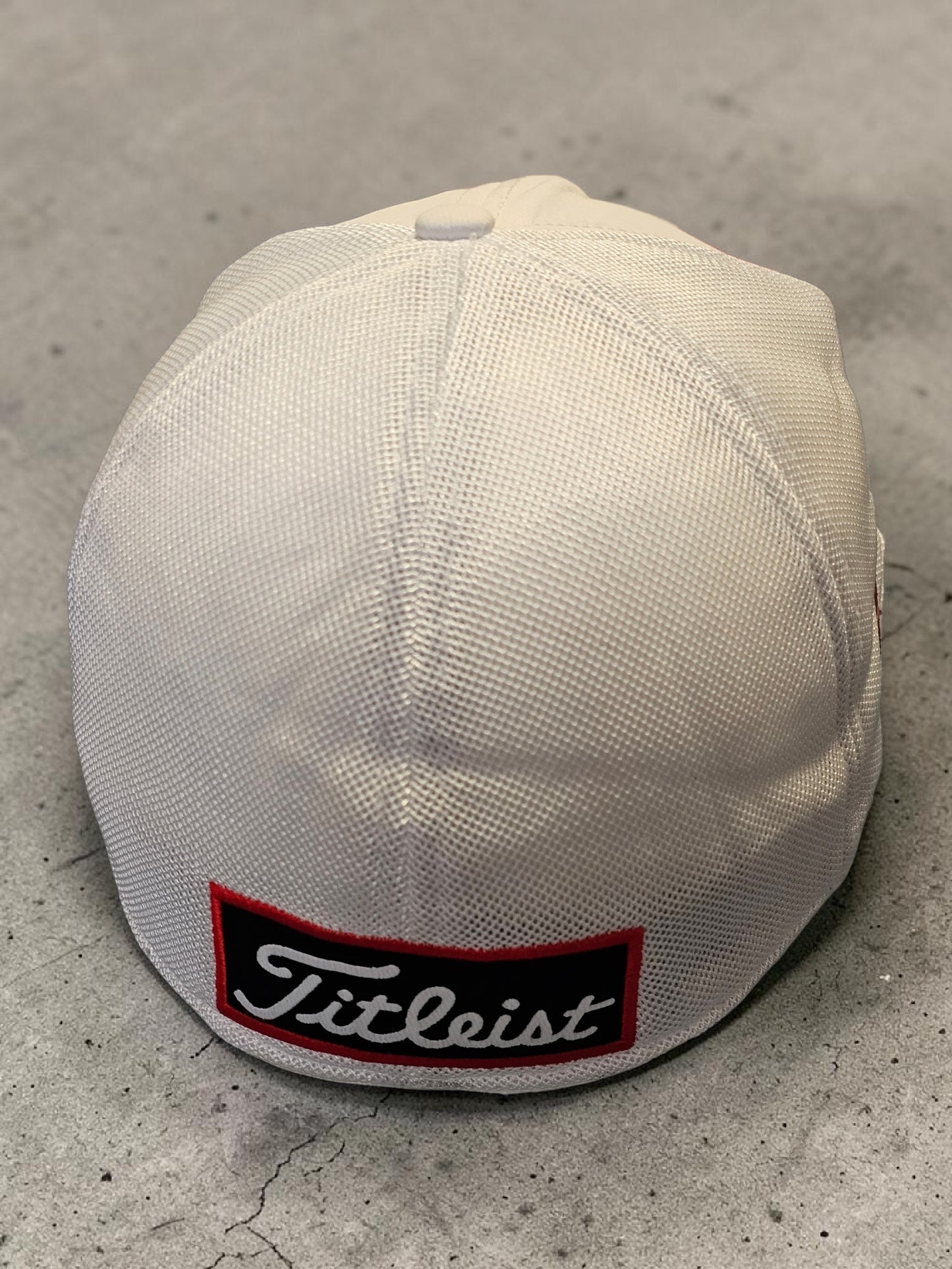 Titleist x New Era Pro V1 Performance Mesh Cap ⛳